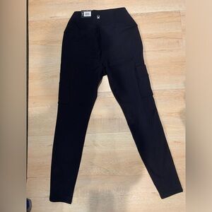 Spyder Cargo Active Wear Leggings *new*